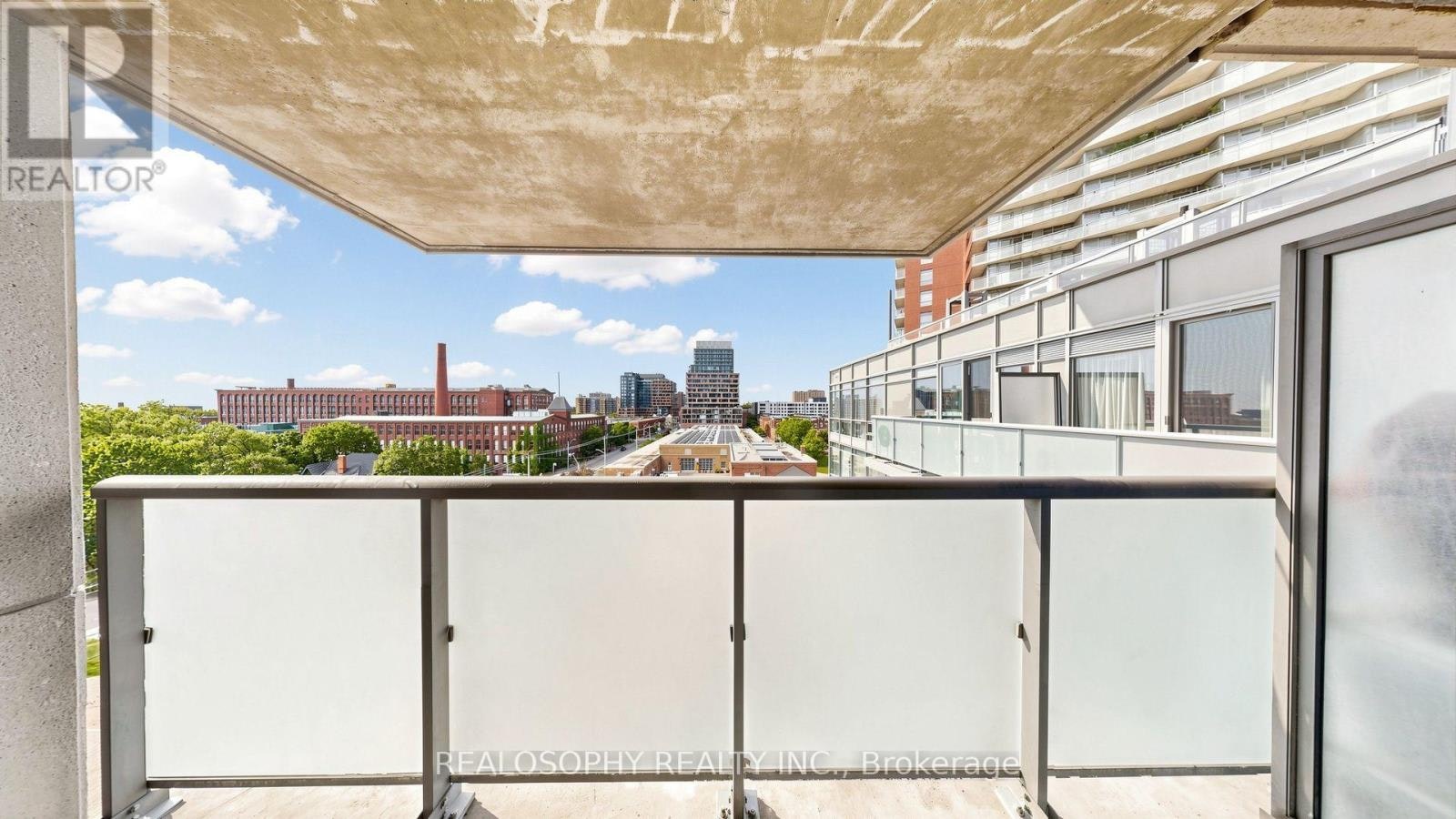 715-20 Joe Shuster Way, Toronto, ON, M6K 0A3 - 21