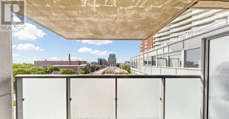 715-20 Joe Shuster Way, Toronto, ON, M6K 0A3 - 21