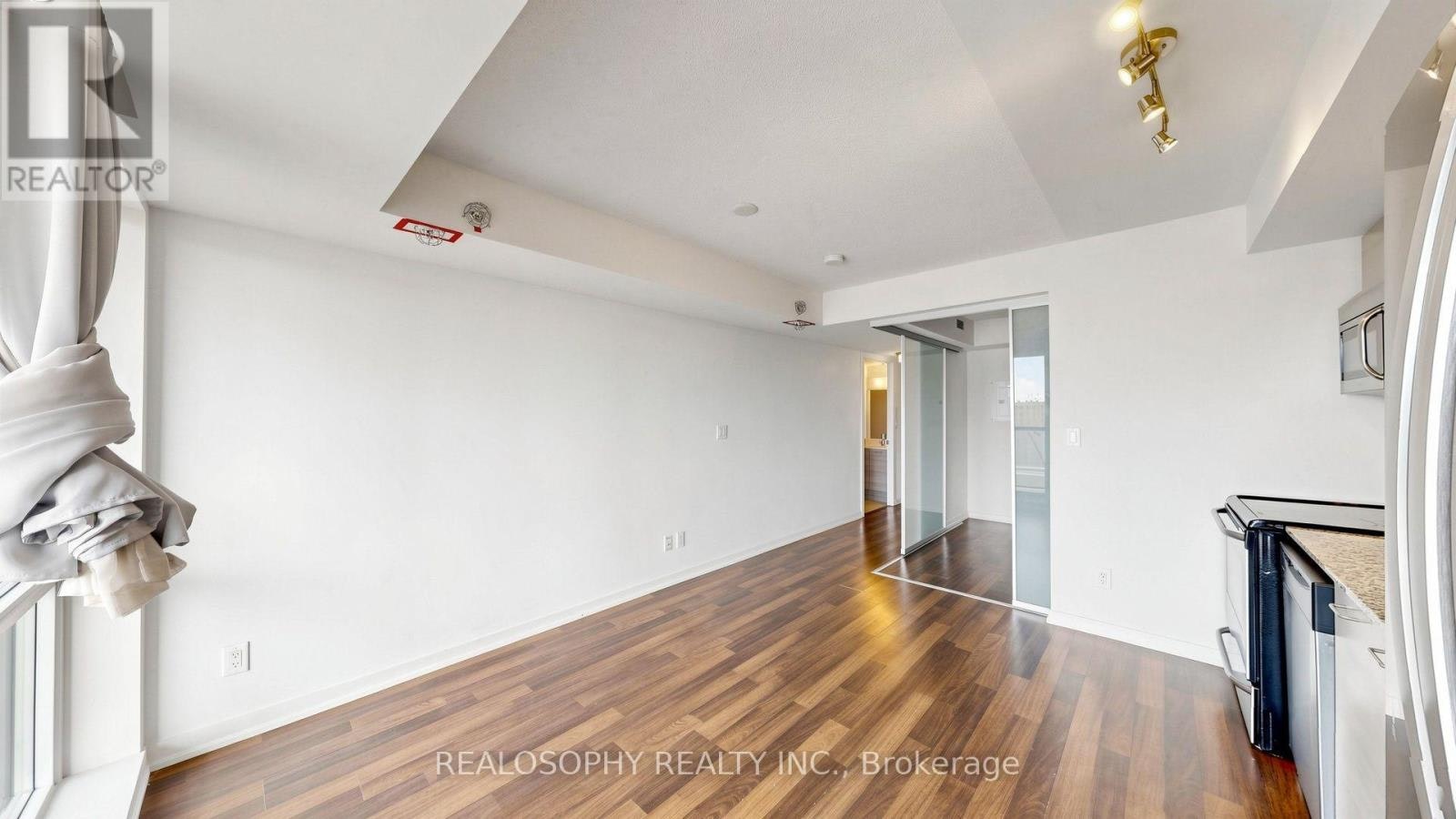 715-20 Joe Shuster Way, Toronto, ON, M6K 0A3 - 12