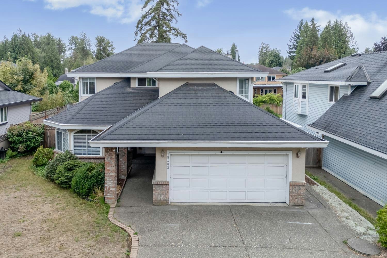 15482 112 Avenue, Surrey, BC, V3R 6H1