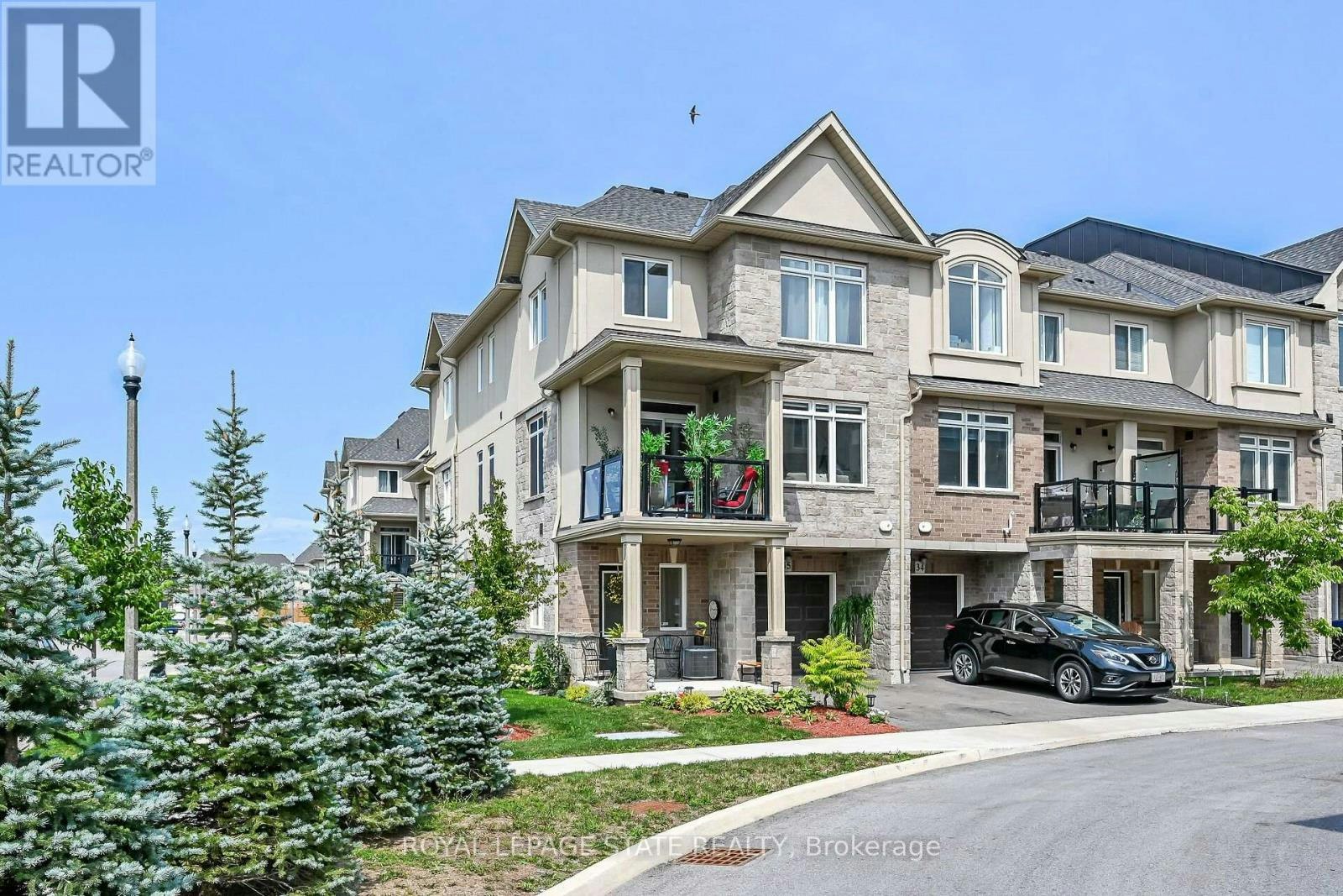35-40 Zinfandel Drive, Hamilton, ON, L8E 0L1