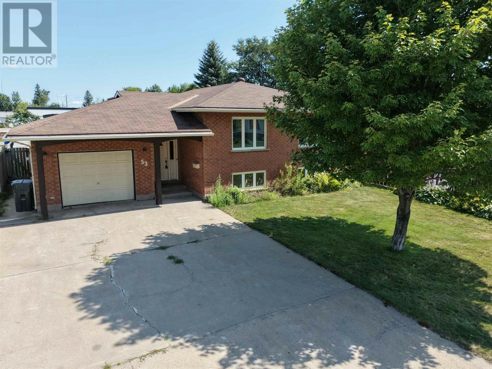 53 Robin Street, Sault Ste. Marie, ON, P6A 5Y4