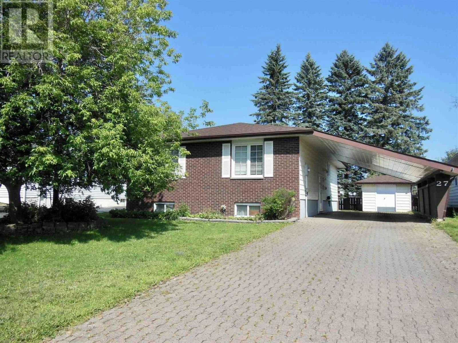 27 Parker Avenue, Sault Ste. Marie, ON, P6B 1G6