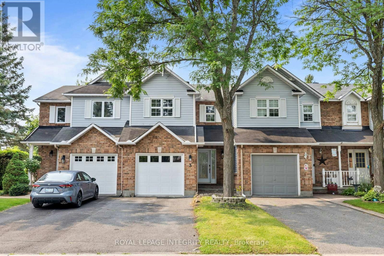 3 Kalbrook Street, Ottawa, ON, K2T 1A8