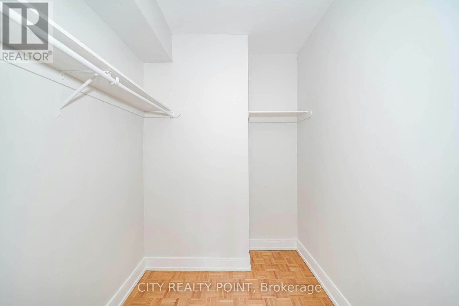 203-10 Shallmar Boulevard, Toronto, ON, M5N 1J4 - 18