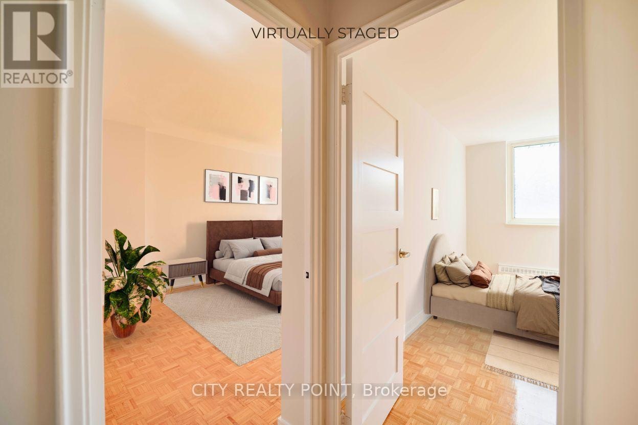 203-10 Shallmar Boulevard, Toronto, ON, M5N 1J4 - 2