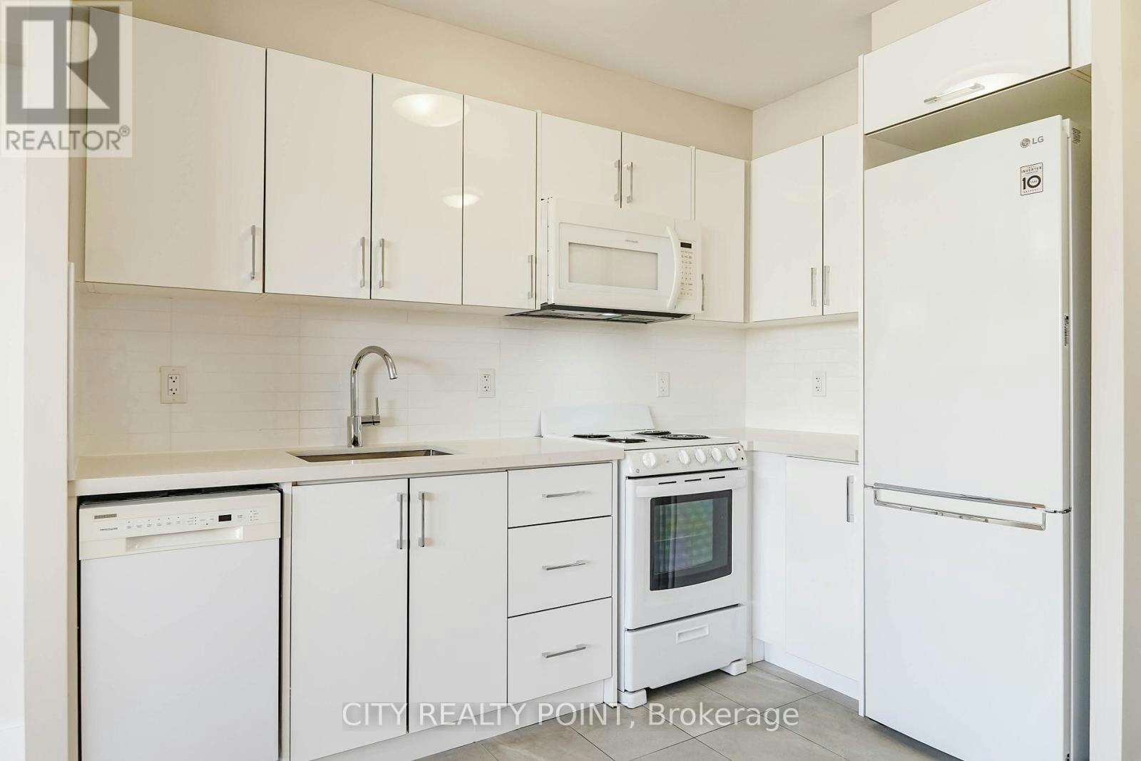 304-1500 Bathurst Street, Toronto, ON, M5P 3L3 - 8