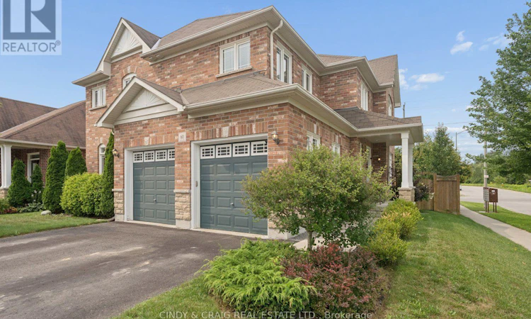 60 Vivian Drive