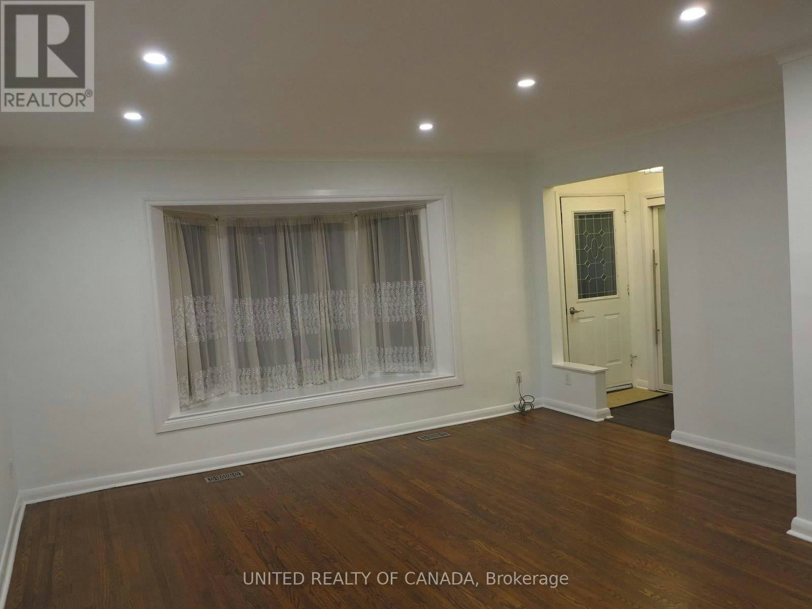 45 Bayview Parkway, Newmarket, ON, L3Y 3W2 - 16
