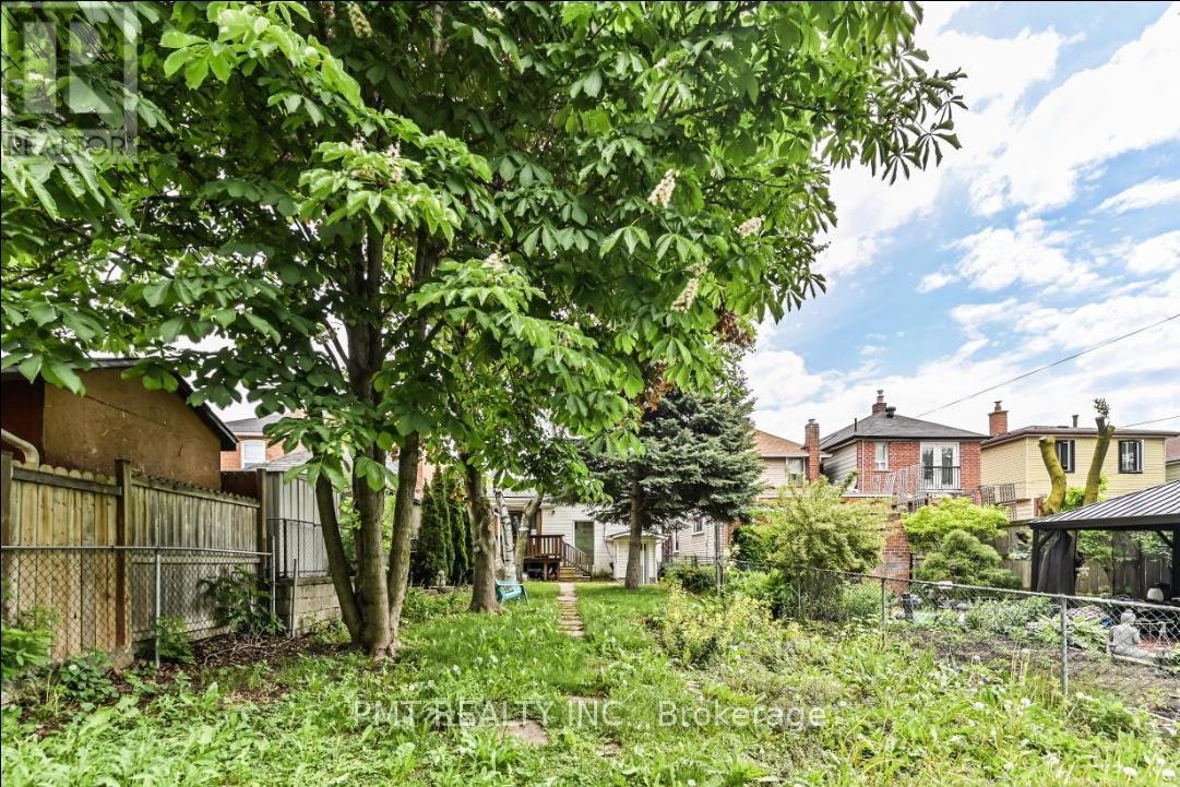 MAIN-406 Nairn Avenue, Toronto, ON, M6E 4J3 - 29