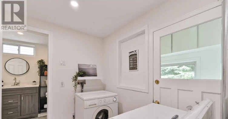 MAIN-406 Nairn Avenue, Toronto, ON, M6E 4J3 - 21