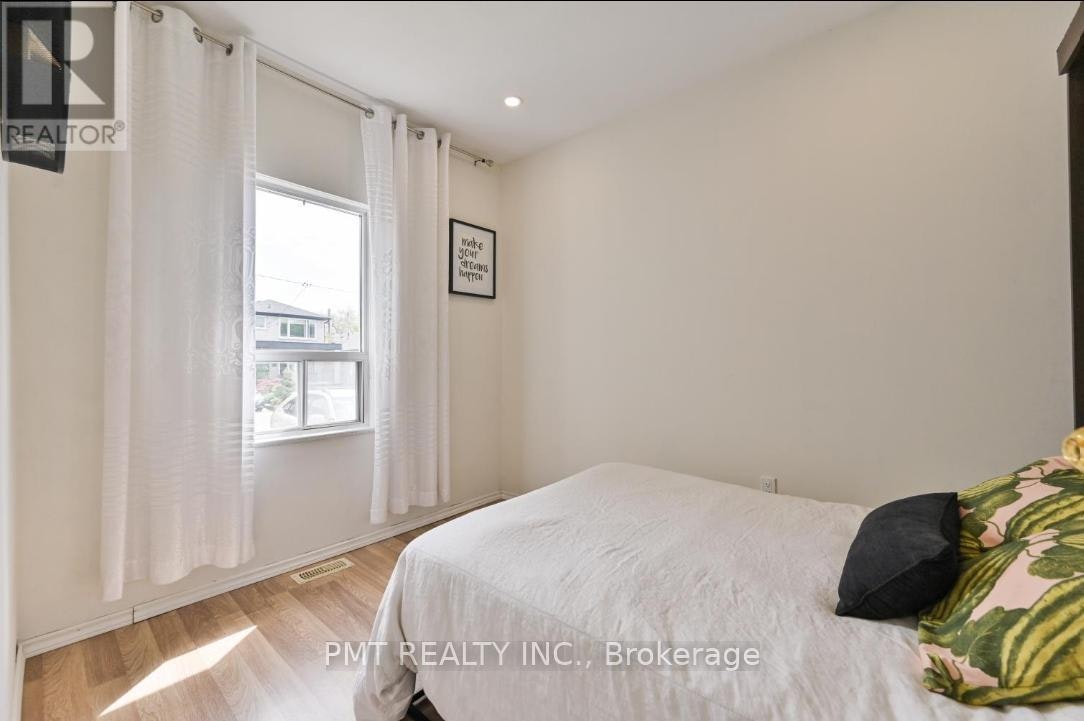 MAIN-406 Nairn Avenue, Toronto, ON, M6E 4J3 - 18