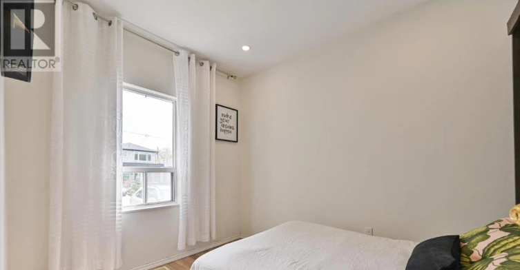MAIN-406 Nairn Avenue, Toronto, ON, M6E 4J3 - 18