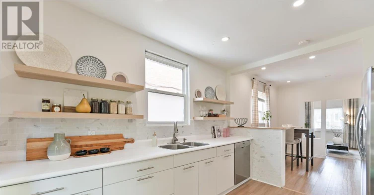 MAIN-406 Nairn Avenue, Toronto, ON, M6E 4J3 - 14
