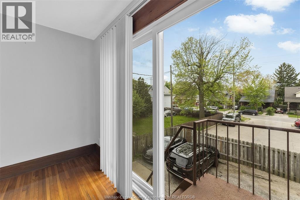 UPPER-1451 Ouellette Avenue, Windsor, ON, N8X 1K1 - 14