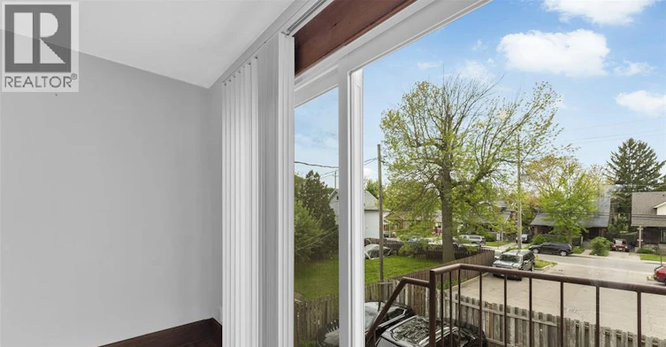 UPPER-1451 Ouellette Avenue, Windsor, ON, N8X 1K1 - 14