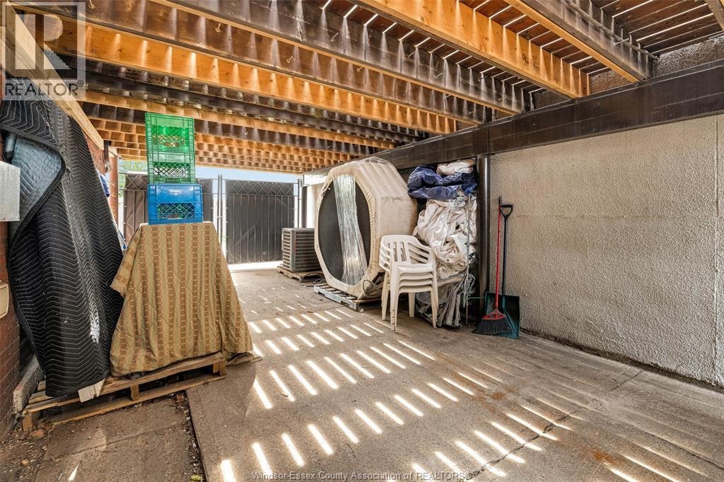 UPPER-1451 Ouellette Avenue, Windsor, ON, N8X 1K1 - 2