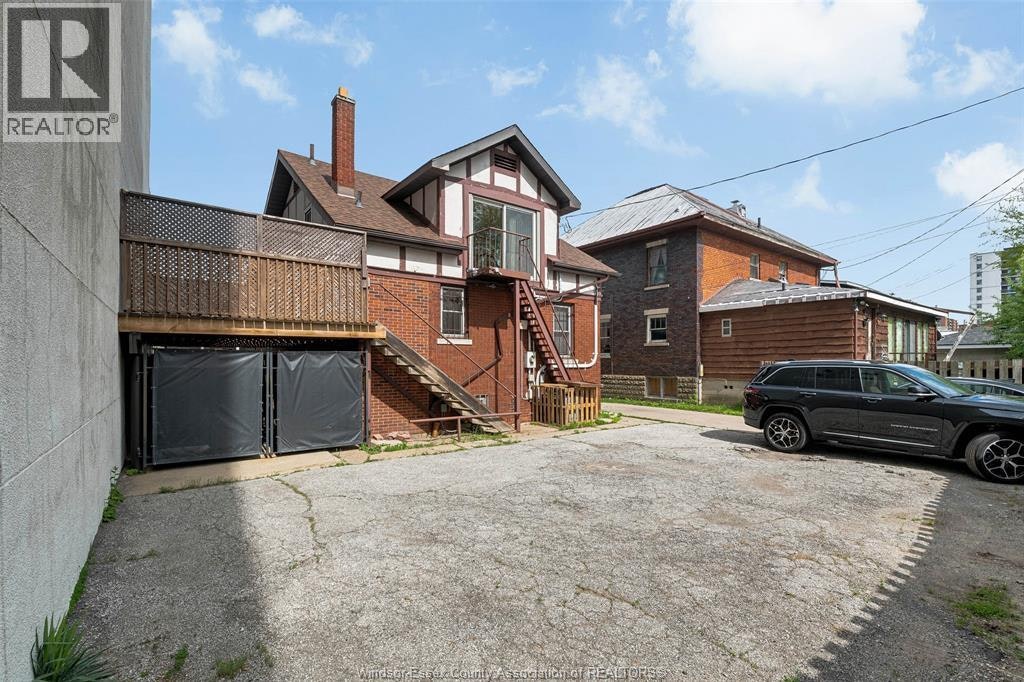 UPPER-1451 Ouellette Avenue, Windsor, ON, N8X 1K1 - 10