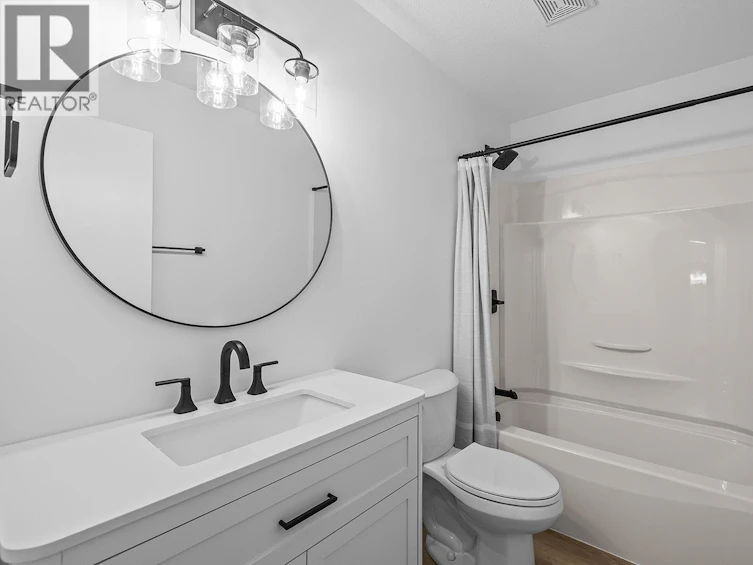 748 N Hollywood Road, Kelowna, BC, V1X 5Y7 - 23