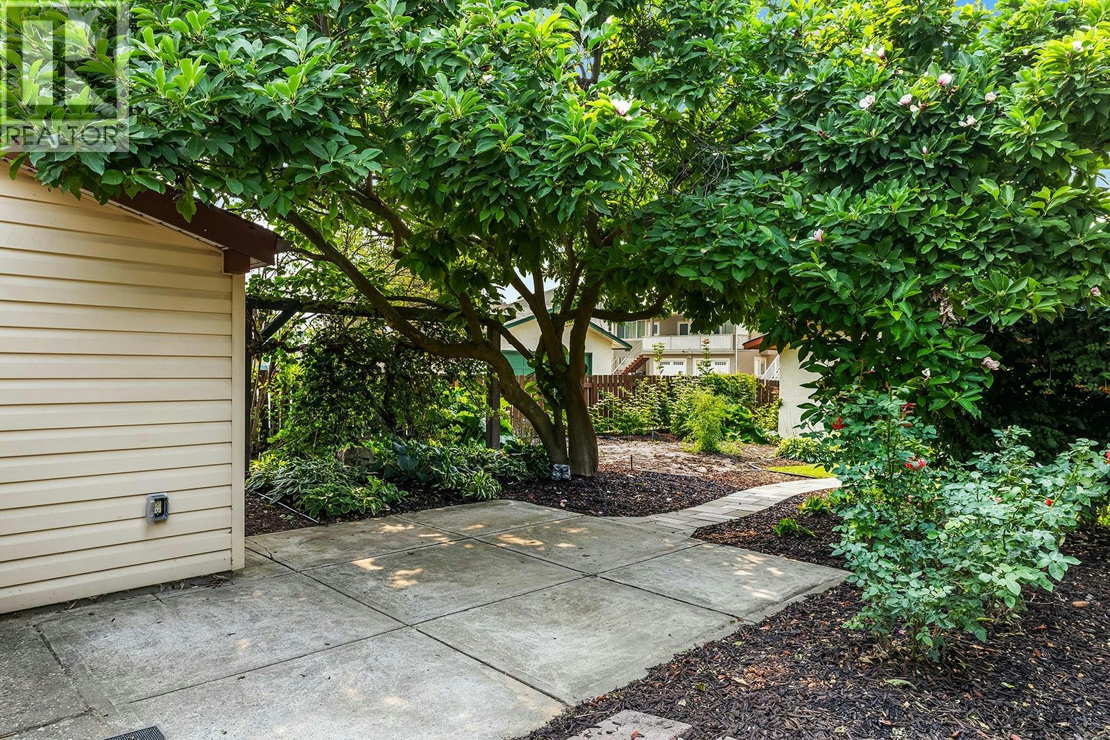 748 N Hollywood Road, Kelowna, BC, V1X 5Y7 - 31