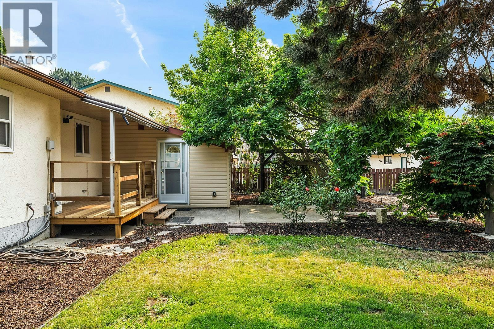 748 N Hollywood Road, Kelowna, BC, V1X 5Y7 - 30