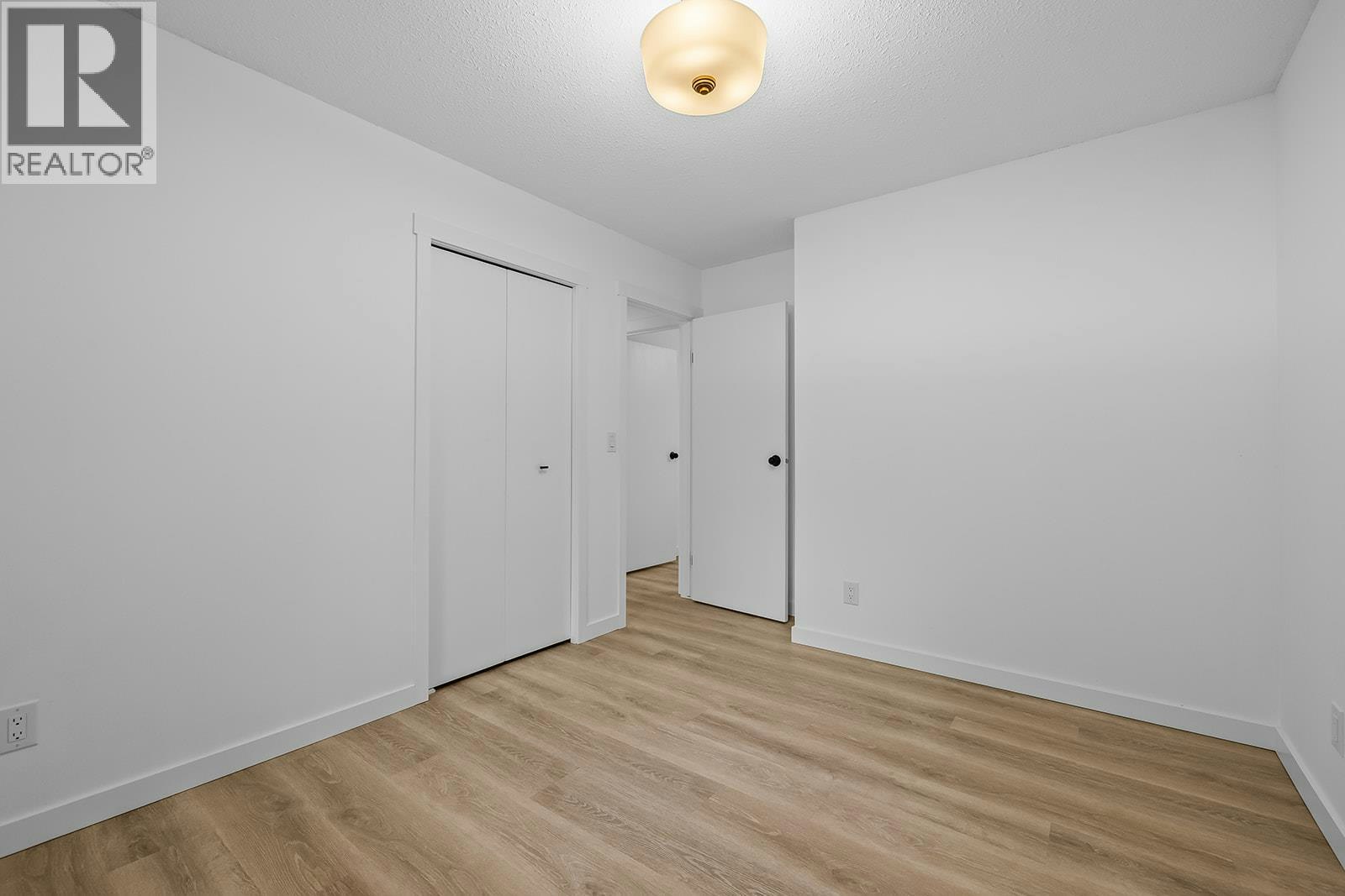 748 N Hollywood Road, Kelowna, BC, V1X 5Y7 - 21