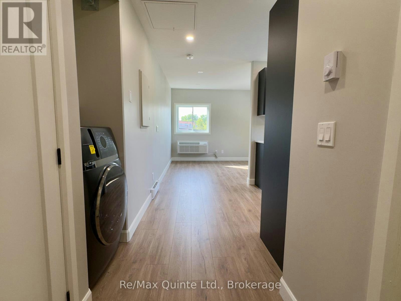 4-330 Victoria Street, Tweed, ON, K0K 3J0 - 4
