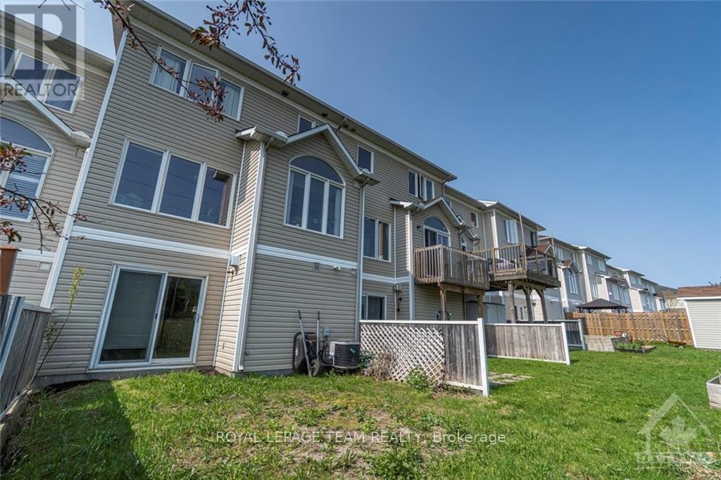 258 Forestbrook Street, Ottawa, ON, K2K 0B4 - 5