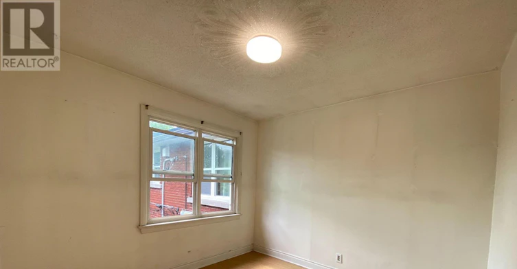 1222 Dorchester Avenue, Ottawa, ON, K1Z 8E4 - 25