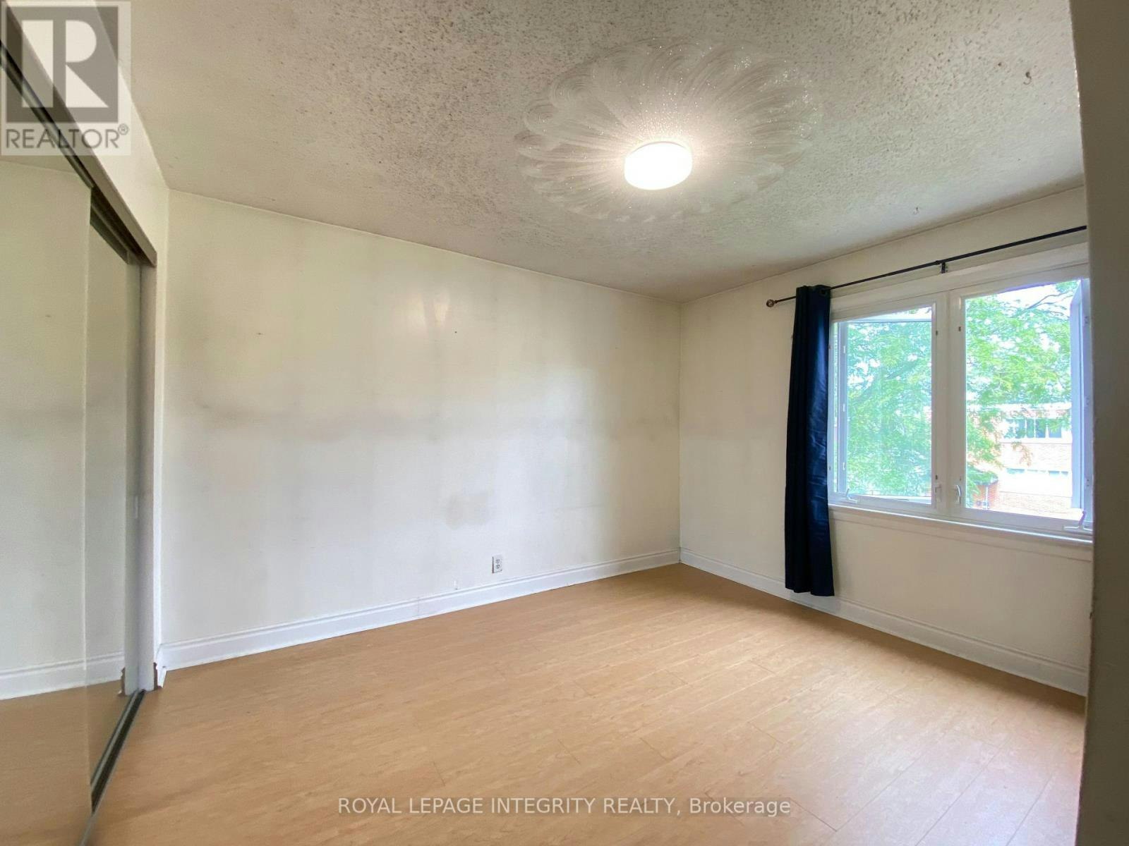 1222 Dorchester Avenue, Ottawa, ON, K1Z 8E4 - 29