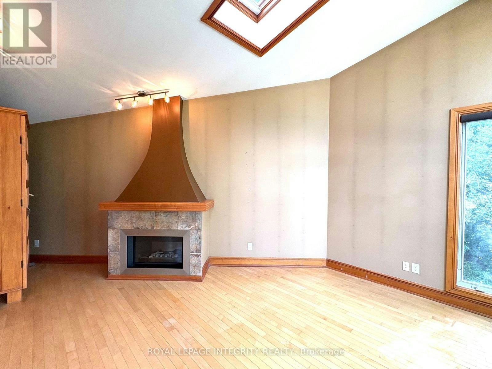 1222 Dorchester Avenue, Ottawa, ON, K1Z 8E4 - 7