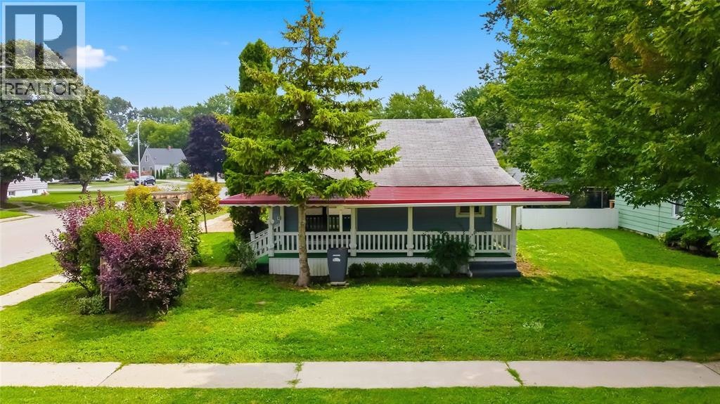 641 Maple Avenue, Sarnia, ON, N7T 4H7