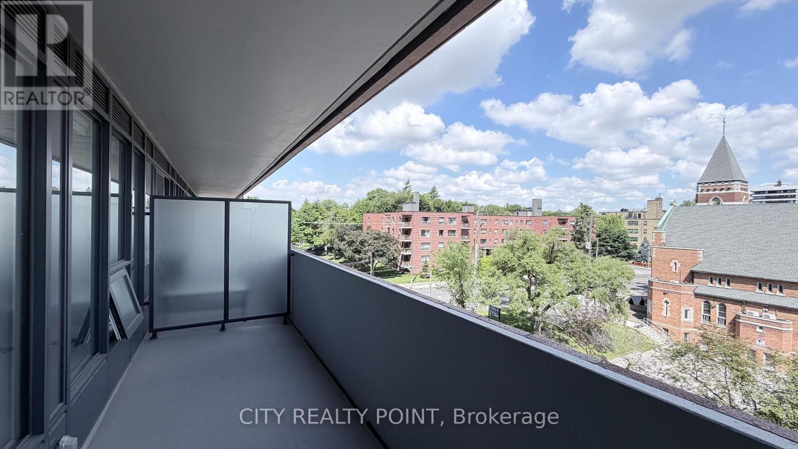 510-2525 Bathurst Street, Toronto, ON, M6B 2Y9 - 11