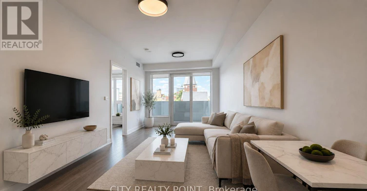 510-2525 Bathurst Street, Toronto, ON, M6B 2Y9
