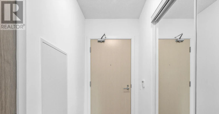 805-138 Downes Street, Toronto, ON, M5E 0E4 - 3