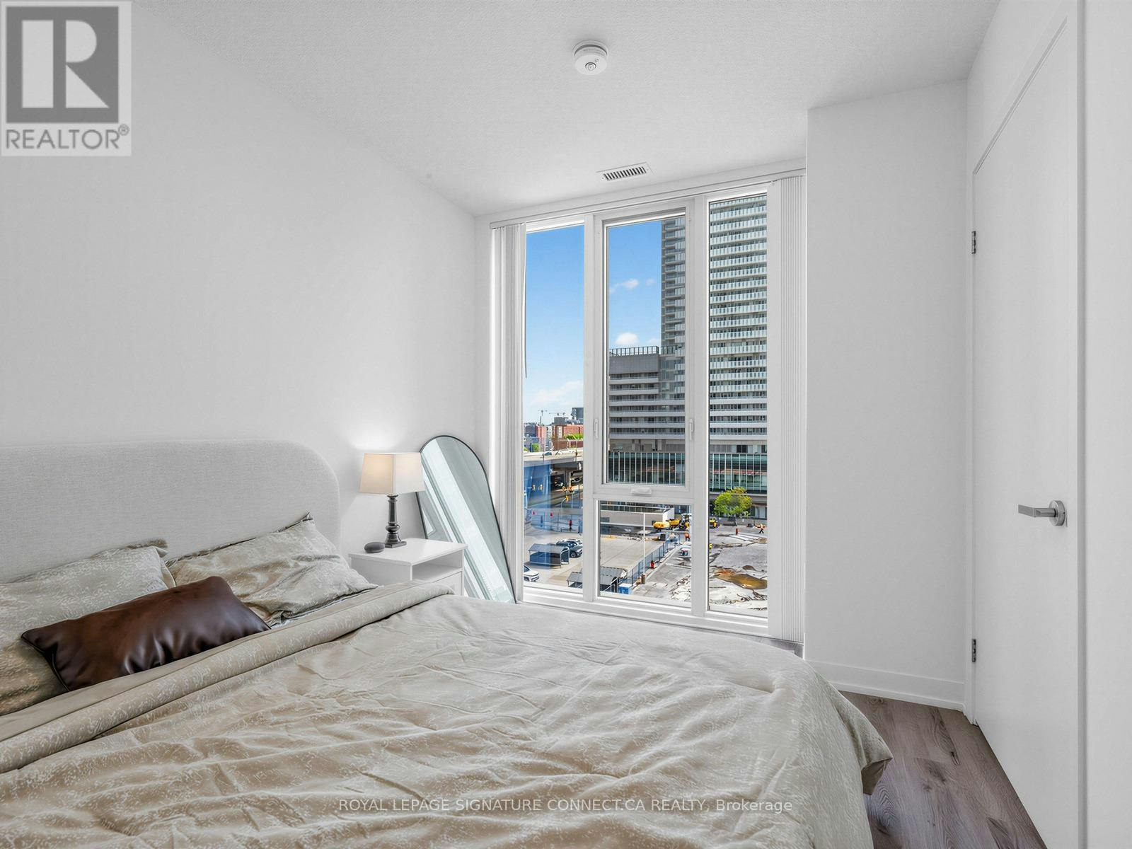 805-138 Downes Street, Toronto, ON, M5E 0E4 - 16