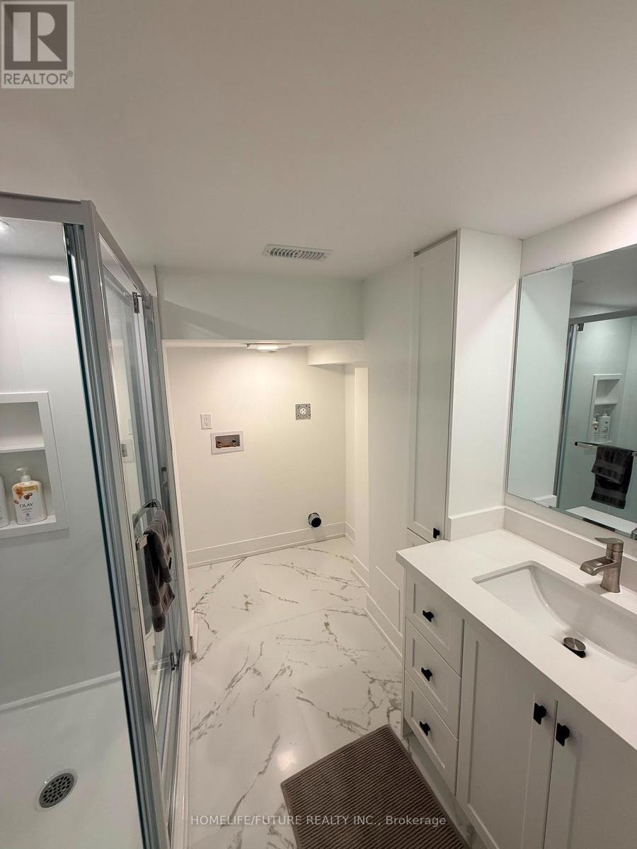 BSMT-45 Brabin Circle, Whitby, ON, L1P 0B9 - 11
