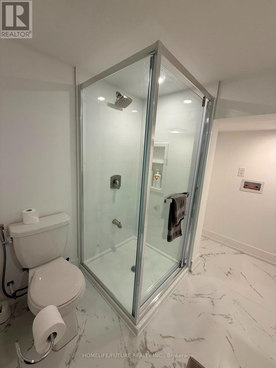 BSMT-45 Brabin Circle, Whitby, ON, L1P 0B9 - 10