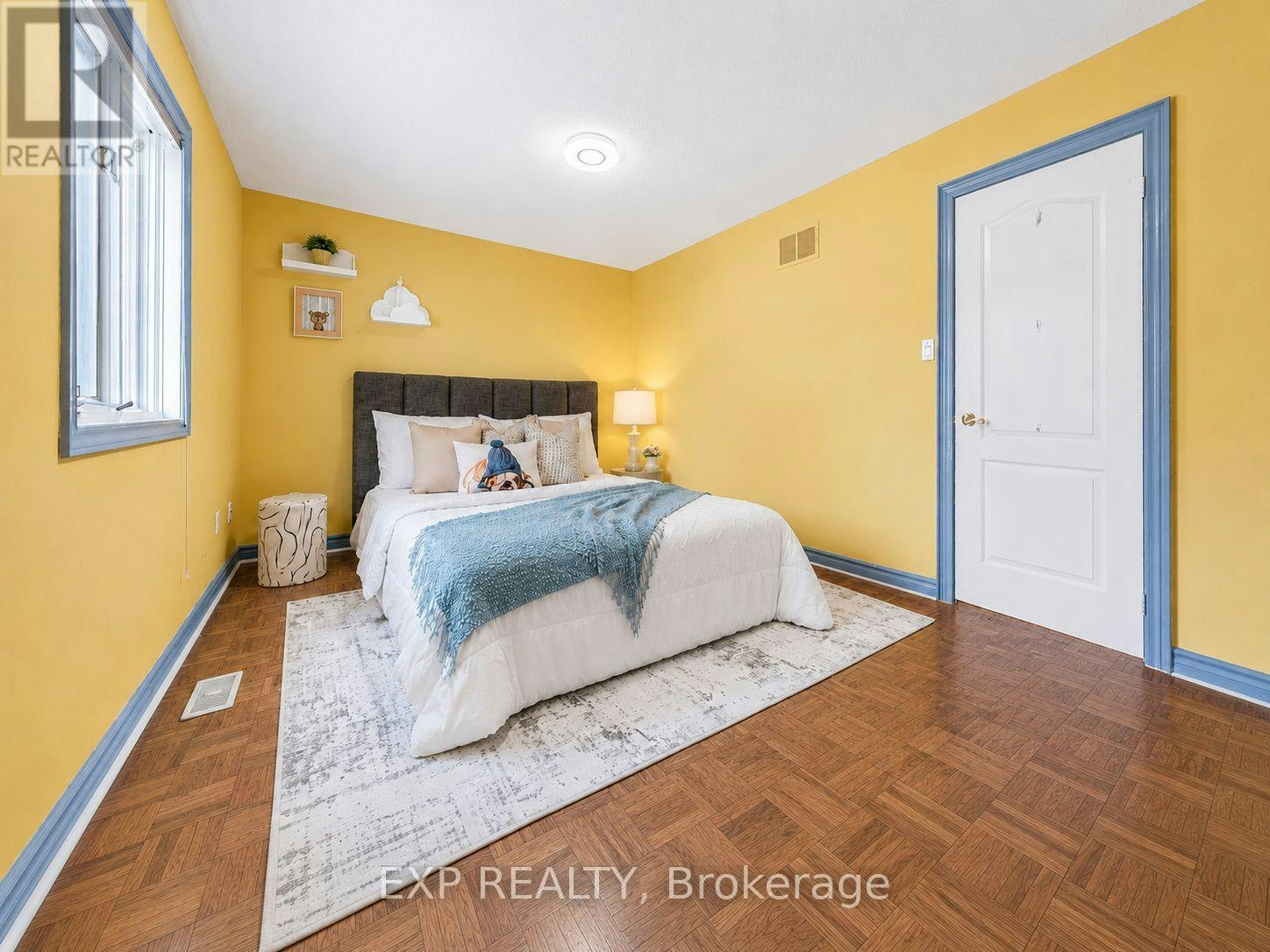 19 Springbrook Drive, Richmond Hill, ON, L4B 3R9 - 24