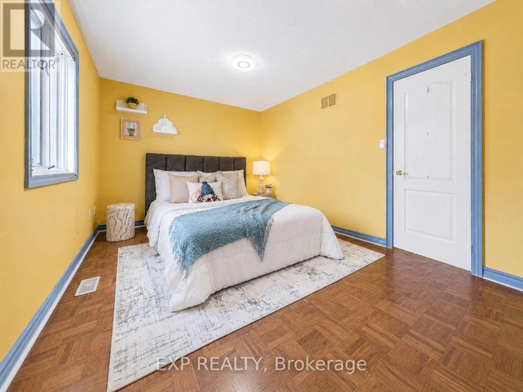 19 Springbrook Drive, Richmond Hill, ON, L4B 3R9 - 24