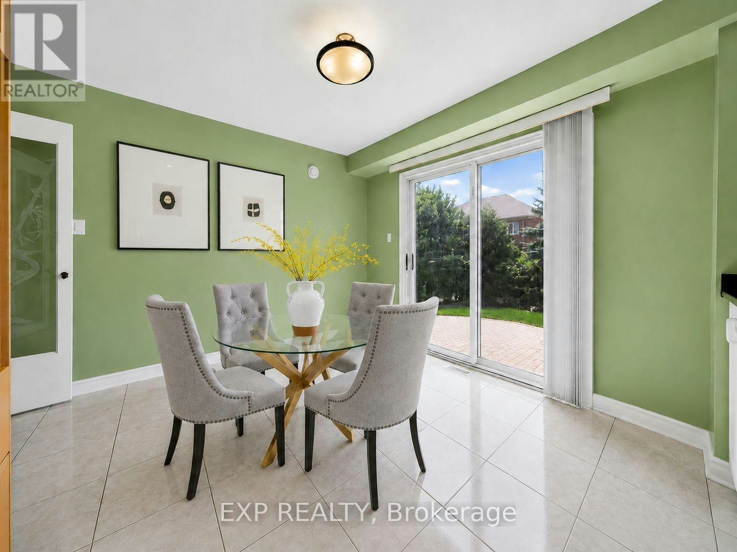 19 Springbrook Drive, Richmond Hill, ON, L4B 3R9 - 10