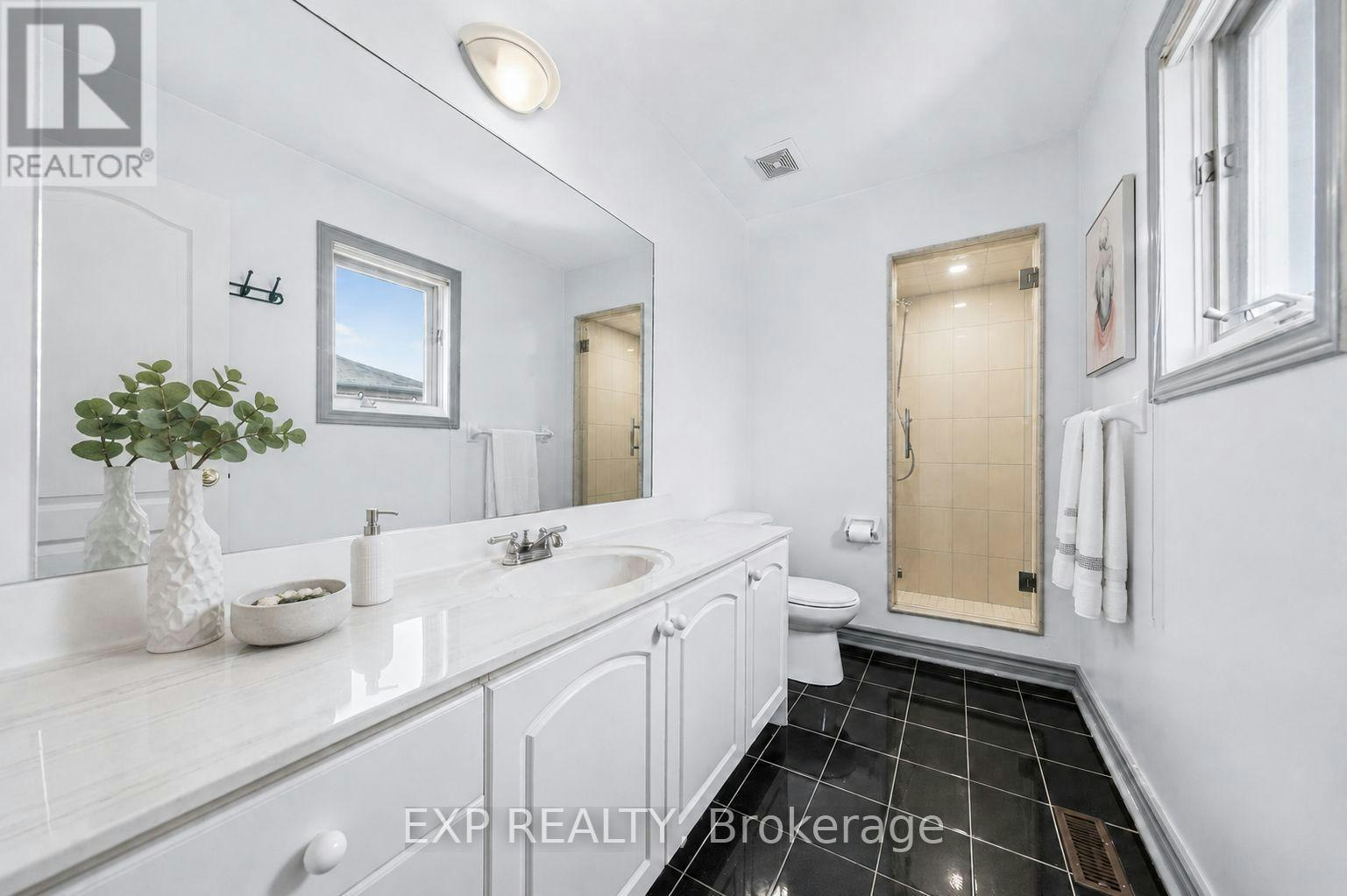 19 Springbrook Drive, Richmond Hill, ON, L4B 3R9 - 20