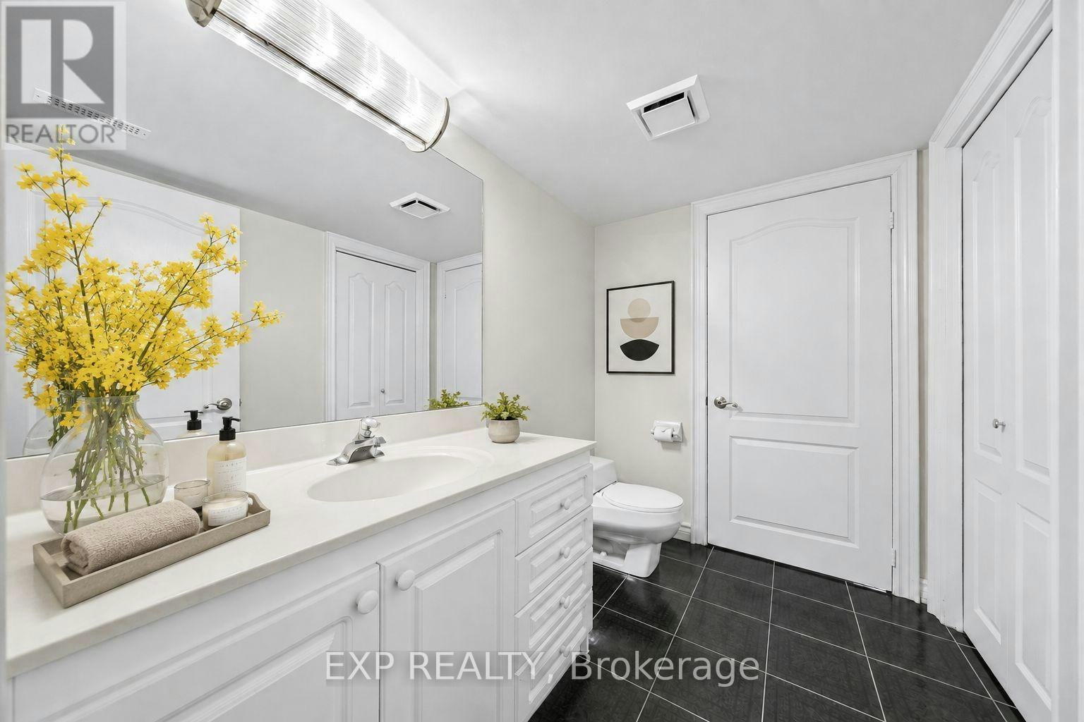 19 Springbrook Drive, Richmond Hill, ON, L4B 3R9 - 27