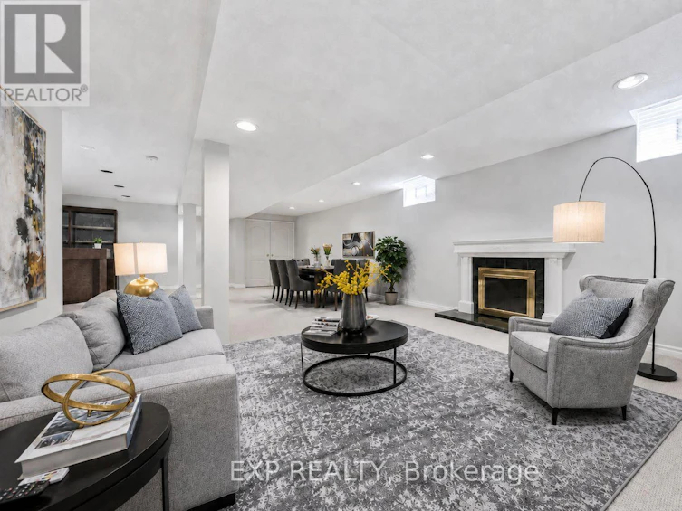 19 Springbrook Drive, Richmond Hill, ON, L4B 3R9 - 25