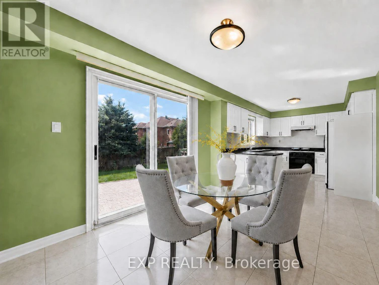 19 Springbrook Drive, Richmond Hill, ON, L4B 3R9 - 11