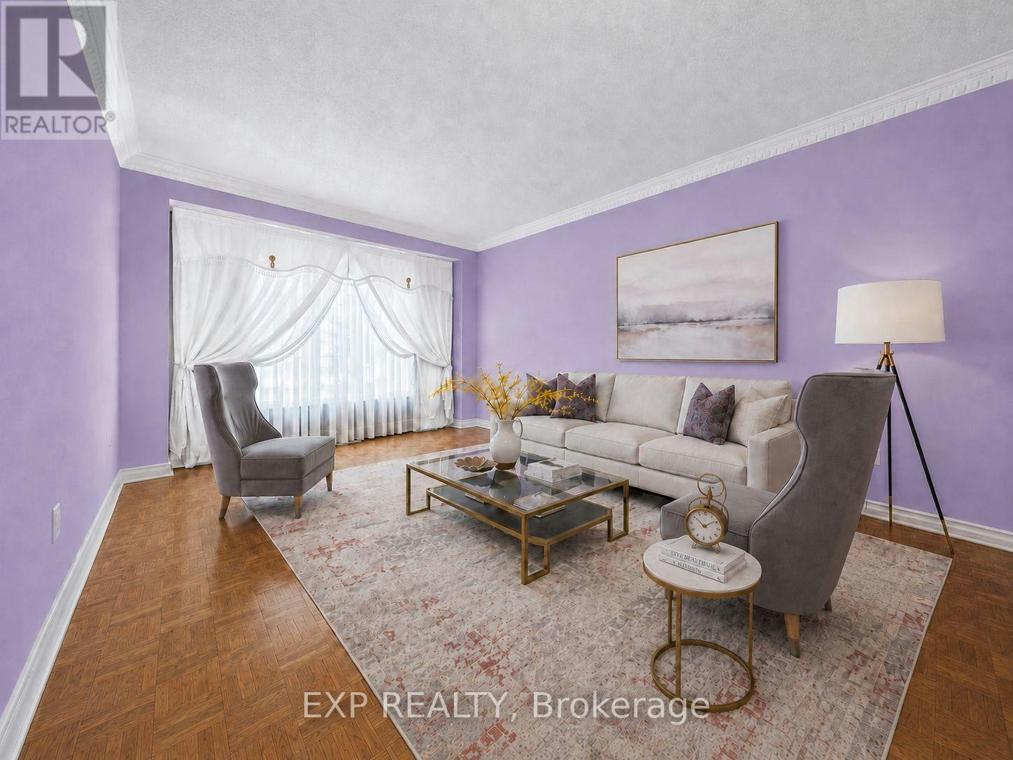 19 Springbrook Drive, Richmond Hill, ON, L4B 3R9 - 3