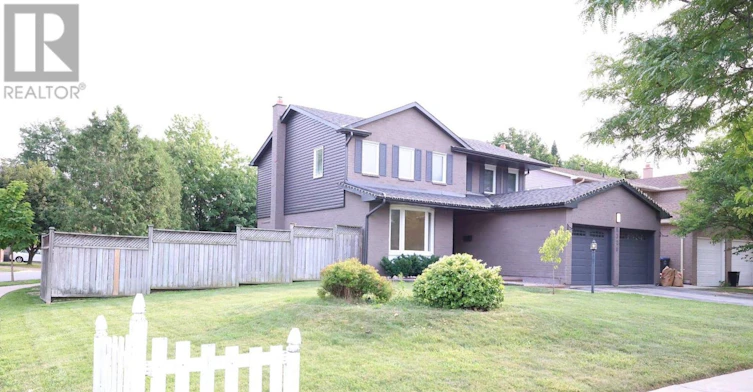 6320 Millers Grove, Mississauga, ON, L5N 3H7 - 2