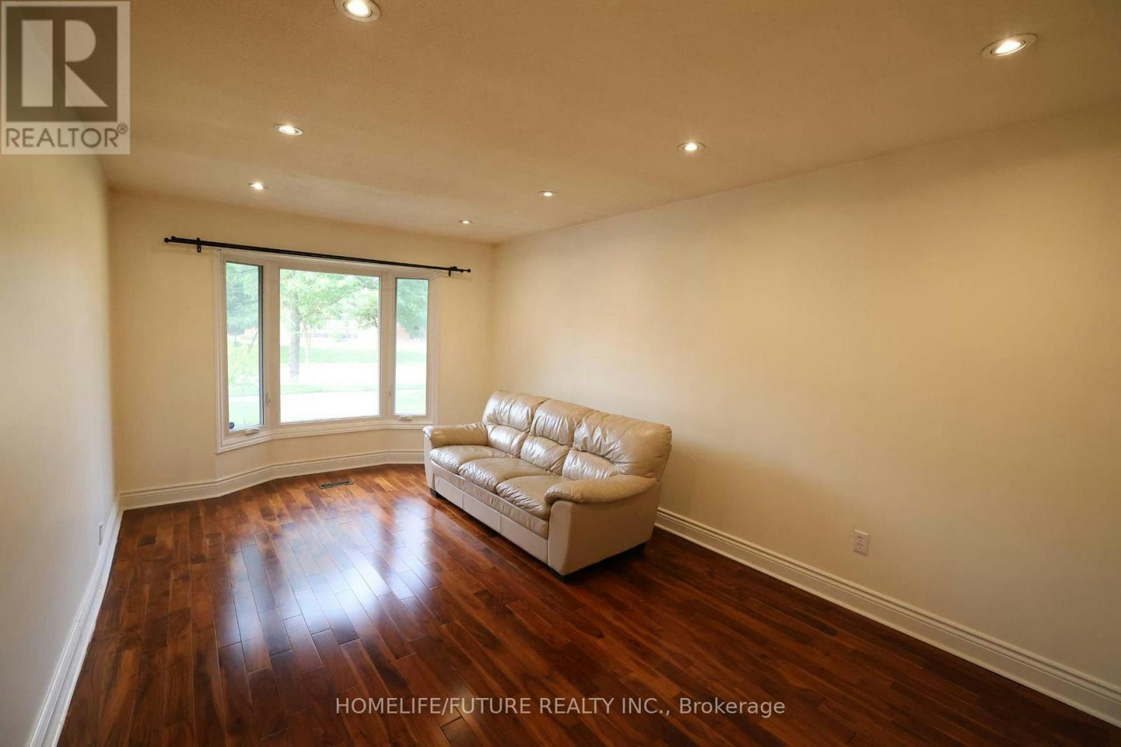 6320 Millers Grove, Mississauga, ON, L5N 3H7 - 16