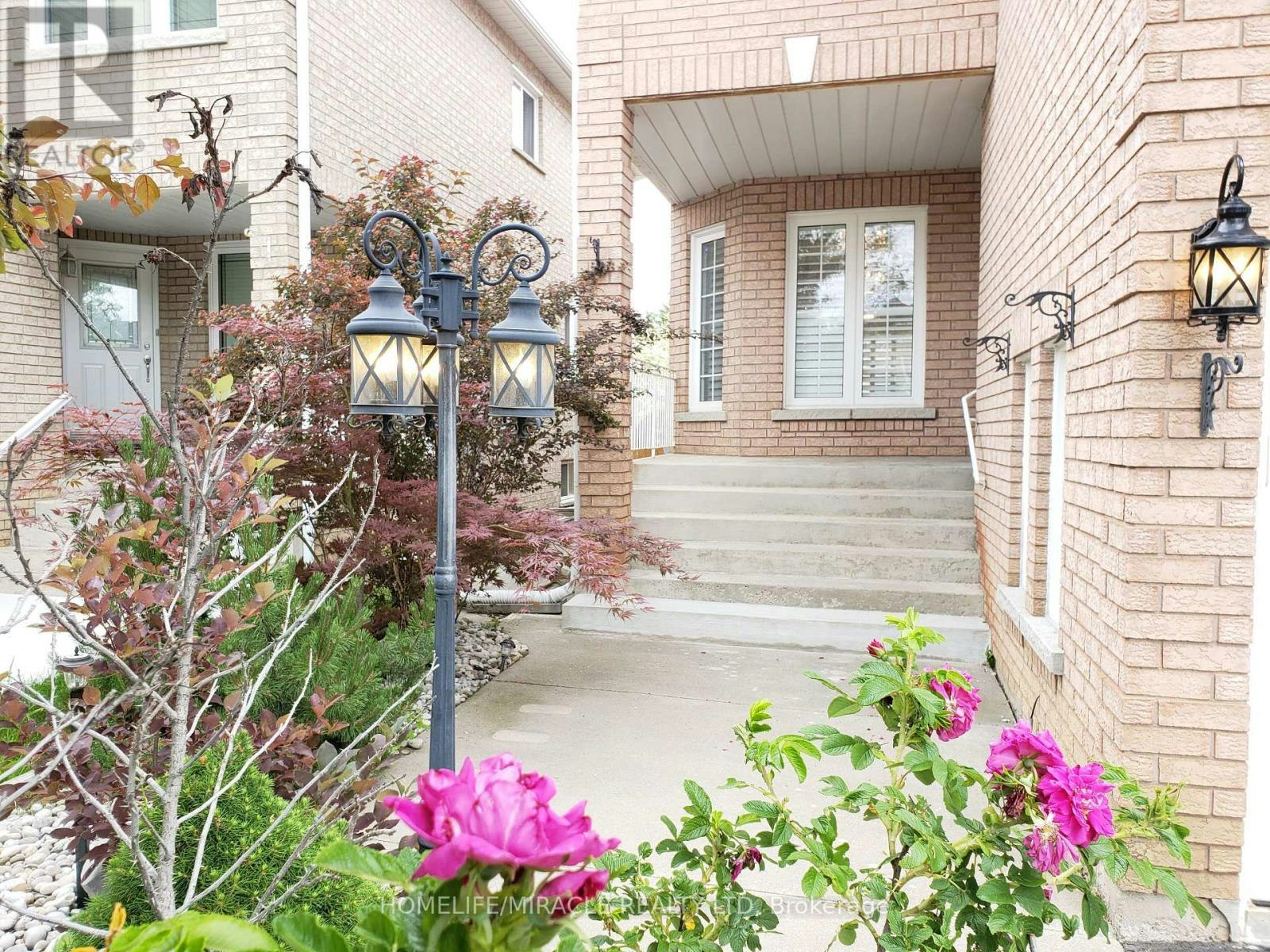 6 Sweet Briar Lane, Brampton, ON, L6Z 4V3 - 4