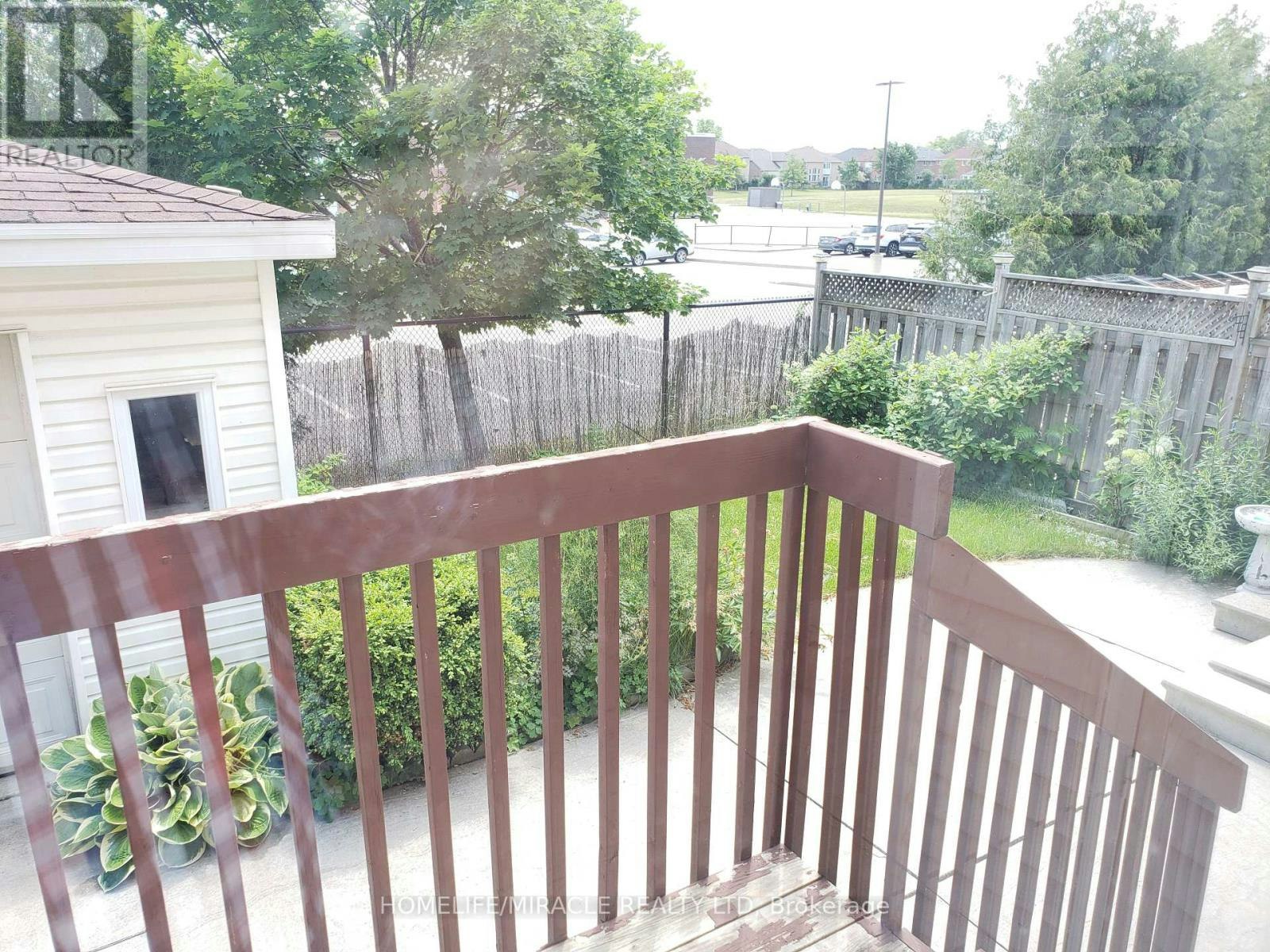 6 Sweet Briar Lane, Brampton, ON, L6Z 4V3 - 31